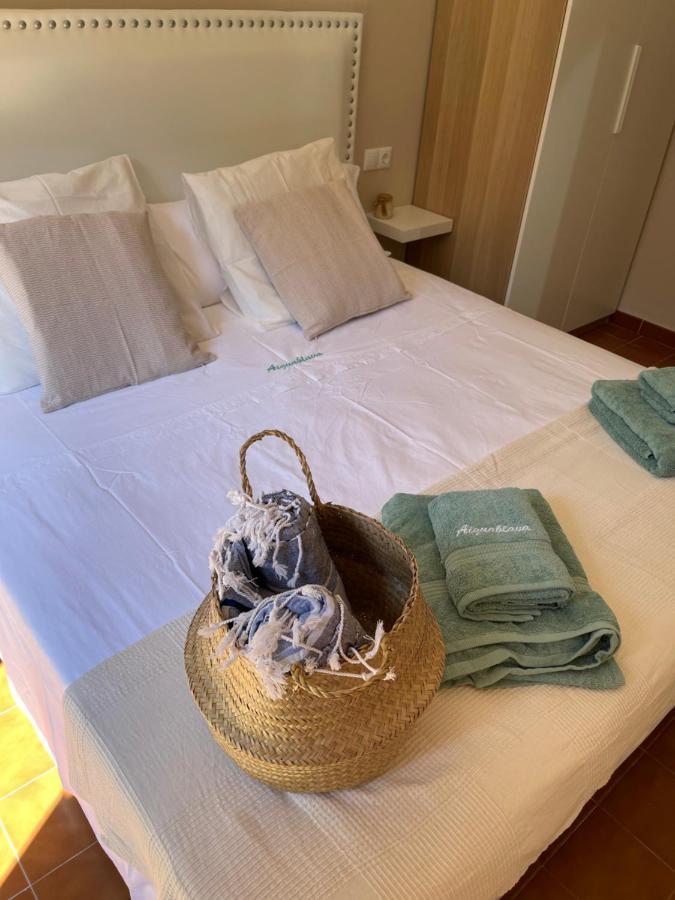 Bonito Apartamento Con Terraza, Jardin Y Piscina Cala en Bosc Eksteriør bilde
